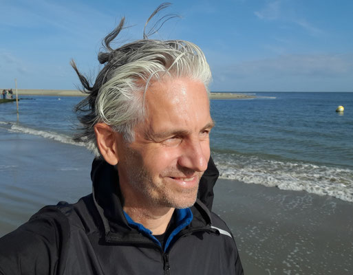 Thorsten Fischer im Urlaub auf der Insel Borkum am Strand