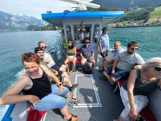 uf em Schiff