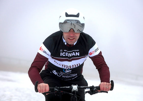 IceMan: Der längste Triathlon auf Eis