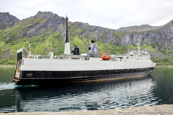 Ferry arriving at Gryllefjord port