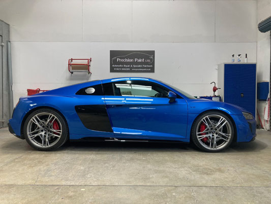 AUDI R8 SPYDER Stone chip damage repair by7 Precision Paint Side View