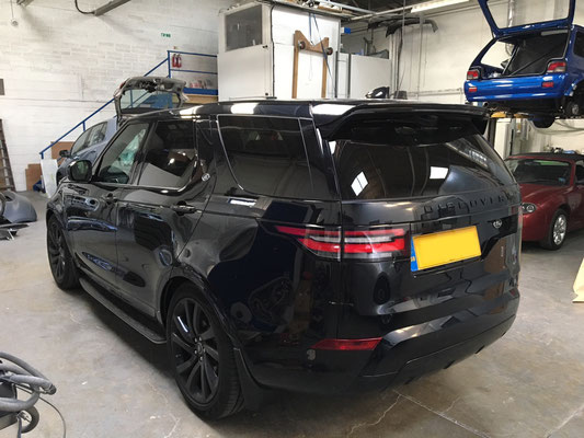 2017 Land Rover Discovery Customisation | Precision Paint | Wellington Somerset