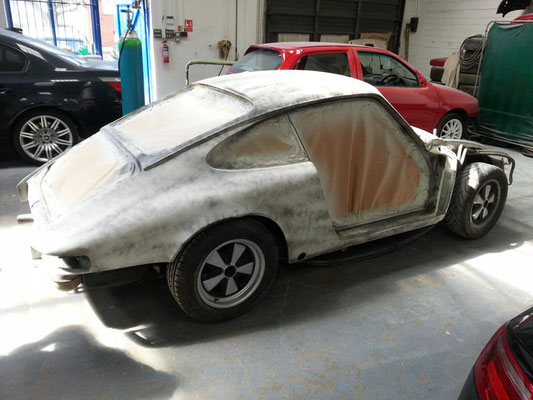 Vintage Porsche 911 Race Car Refurbishment | Precision Paint | Wellington Somerset