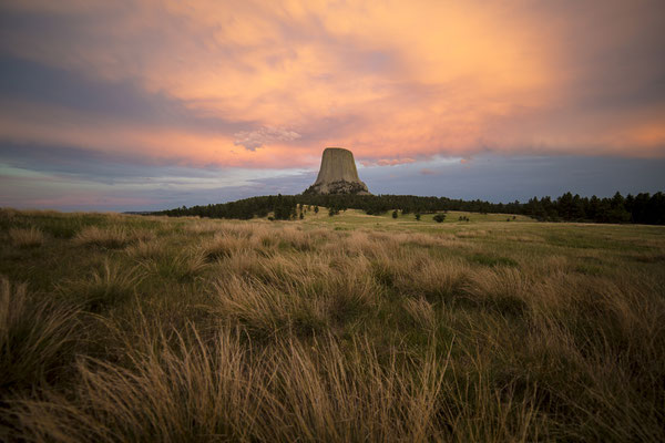 Mato Tipila (Bear Lodge) in Wyoming, USA. 