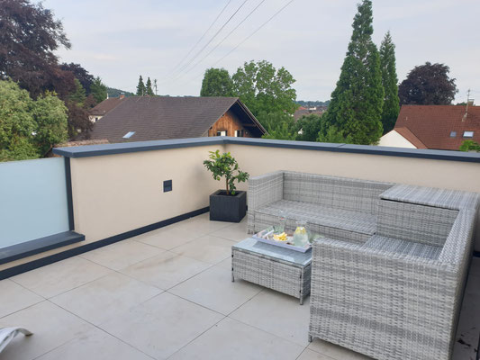Terrassenbau, Wohlfühloase, Pflasterarbeiten, Rollrasen, Galabau Sigel
