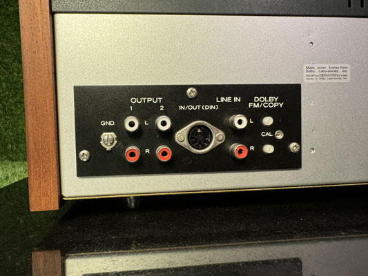 Teac A-450 Kassettendeck Rückseite Anschlüsse