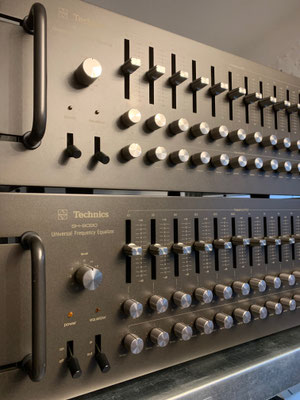 Equalizer Technics SH 9090 Universal Frequency Equalizer schräg Front