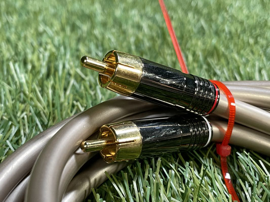 Linn Analogue Interconnect XLR auf Cinch Stecker Detail