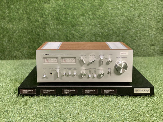 yamaha-ca-810-vollverstaerker-gesamtansicht.jpg