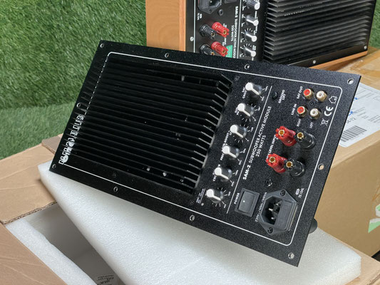 Monacor SAM-2 Subwoofer-Aktivmodul Frontansicht