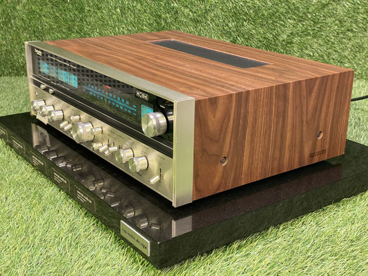 Receiver Technics SA-7300X Schrägansicht vorne links