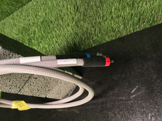 XLR auf Cinch Silber Kupfer Kabel Detailansicht Stecker
