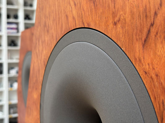 Dynavox-3.1-Detail-Horn – „DynamiKKs Dynavox 3.1 Horn-Detail Nahaufnahme“