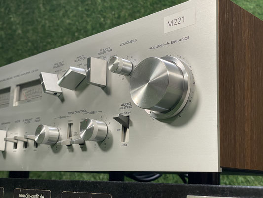„Yamaha CA-810 Detail Lautstärke, Loudness, Klangregelung“