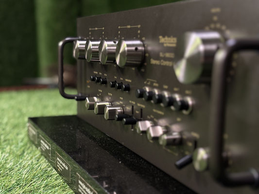 technics-su-9600-front-bedienelemente.jpg