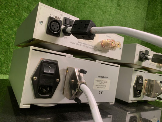 Endstufe Audiolabor Diamant 500 Rückseite Anschlüsse