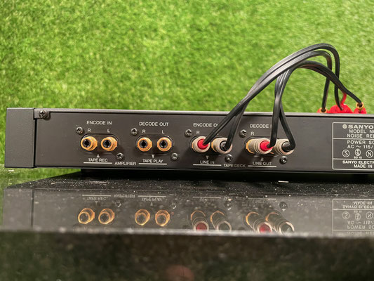 Sanyo Plus Series N55 back