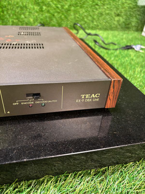 DBX Einheit TEAC RX-9 Front Detail Encode Decode Schalter