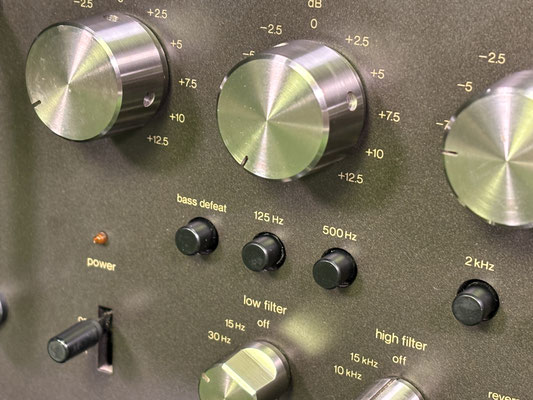 technics-su-9600-vorverstaerker-gesamtansicht.jpg