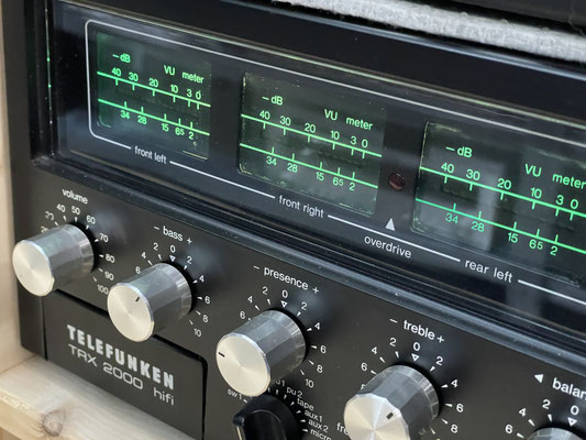 Telefunken TRX 2000 Receiver Front schräg rechts