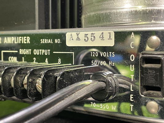 mcintosh-mc2205-rueckseite-anschluesse.jpg