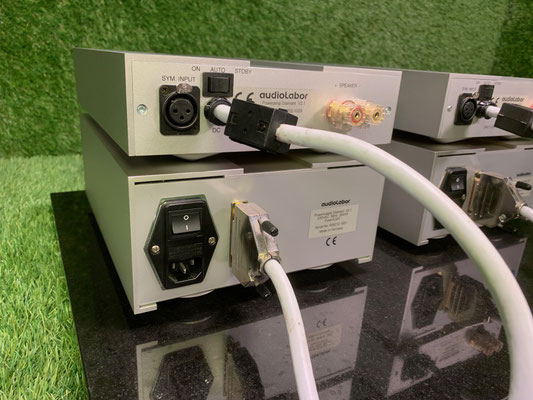 Endstufe Audiolabor Diamant 500 Rückseite Anschlüsse