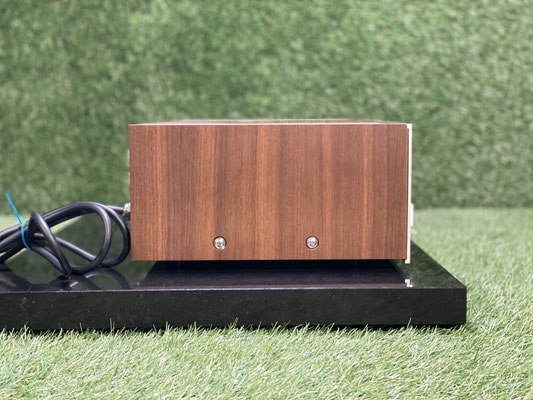 „Yamaha CA-810 Seite