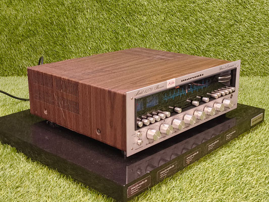 Receiver Marantz 4270 Gehäuseoberseite Zustand Detail