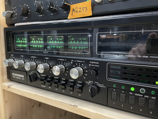 Telefunken TRX 2000 Receiver Front schräg links