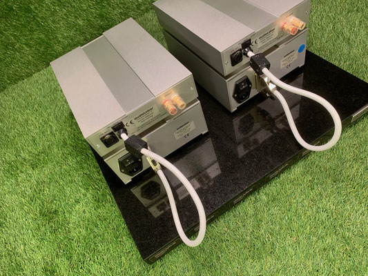 Endstufe Audiolabor Diamant 500 Rückseite Anschlüsse