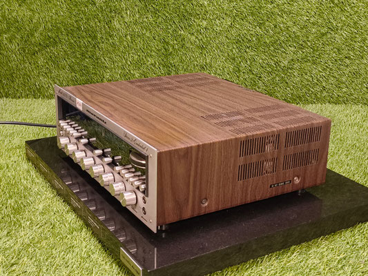 Receiver Marantz 4270 Gehäuseoberseite Zustand Detail
