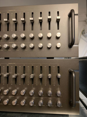Equalizer Technics SH 9090 Universal Frequency Equalizer Bedienelemente Detail
