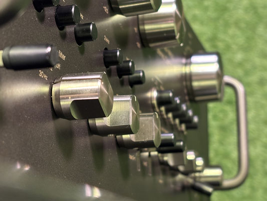 technics-su-9600-vorverstaerker-gesamtansicht.jpg