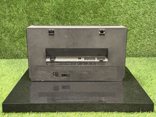 Radiorecorder Philips RR900 Rückansicht mit Anschlussfeld