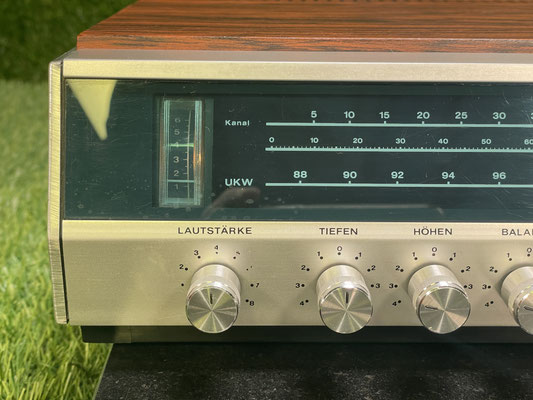 Receiver Telefunken Concerto 101 Bedienelemente Detail