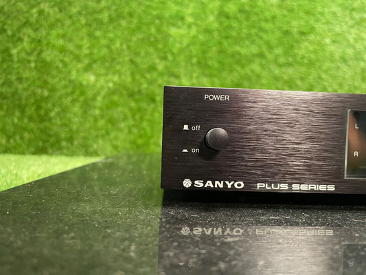 Sanyo Plus Series N55 front