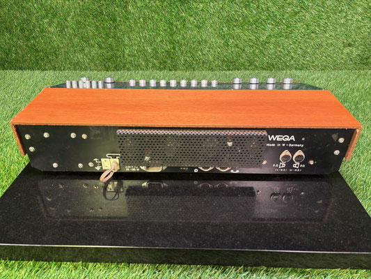 Wega 3105 HiFi Receiver Rückseite Anschlüsse