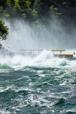 Bootsfahrt am Rheinfall
