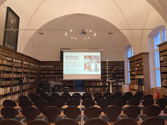 Eine literarische Leinwandreise. Weltliteratur. Orte und Worte. Stadtbibliothek Lübeck