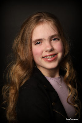 Kinderfeestje fotoshoot in Oosterhout met professionele kinderfotografie en make-up party.