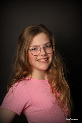 Kinderfeestje fotoshoot in Oosterhout met professionele kinderfotografie en make-up party.