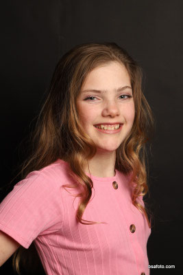 Kinderfeestje fotoshoot in Oosterhout met professionele kinderfotografie en make-up party.