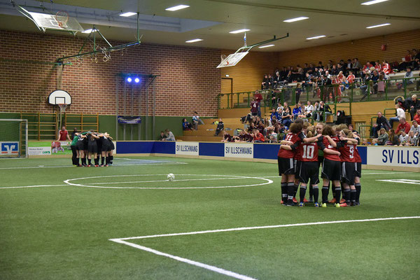 Jede Mannschaft, ob Freizeitliga oder Bundesliga - die Rutuale sind die Gleichen.