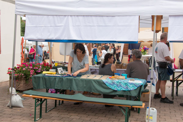 Die Spieleecke am Infostand (Foto: B. Budig)