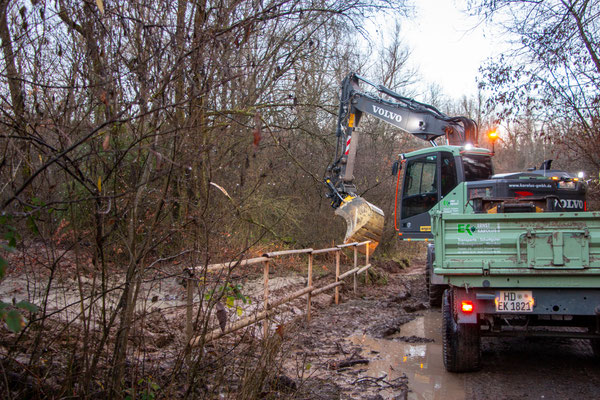 Neuanlage des Gewässers im Dezember 2021 (Foto: B. Budig)