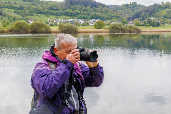 Der Fotoapparat darf natürlich auch nicht fehlen (Foto: H. Budig)