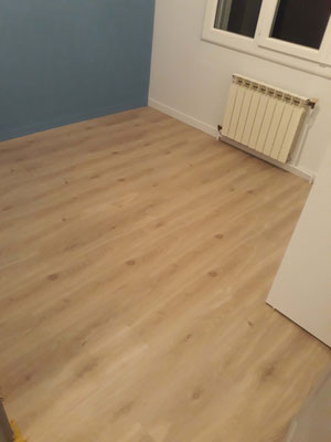 Parquet stratifié LOME - CHAMBRE 1