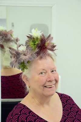 Workshop Un Bouquet des Fleurs Federnblumen. Foto © Christine Rohr Master Milliner & Academy