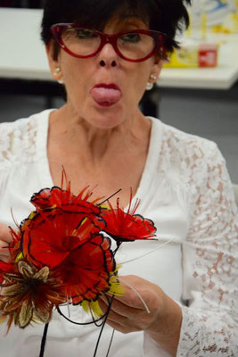 Workshop Un Bouquet des Fleurs Federnblumen. Foto © Christine Rohr Master Milliner & Academy