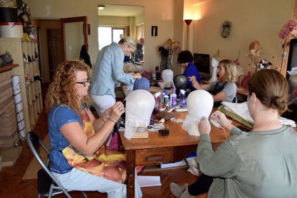 Workshop Urban Turban Sydney. Foto © Christine Rohr Master Milliner & Academy